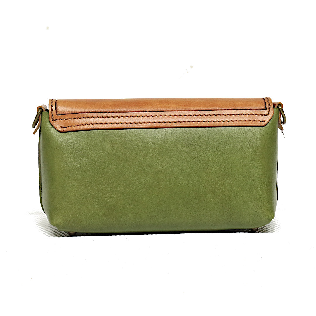 "MIRA" - Borsa Artigianale in Cuoio conciato al Vegetale - Verde - immagine 3