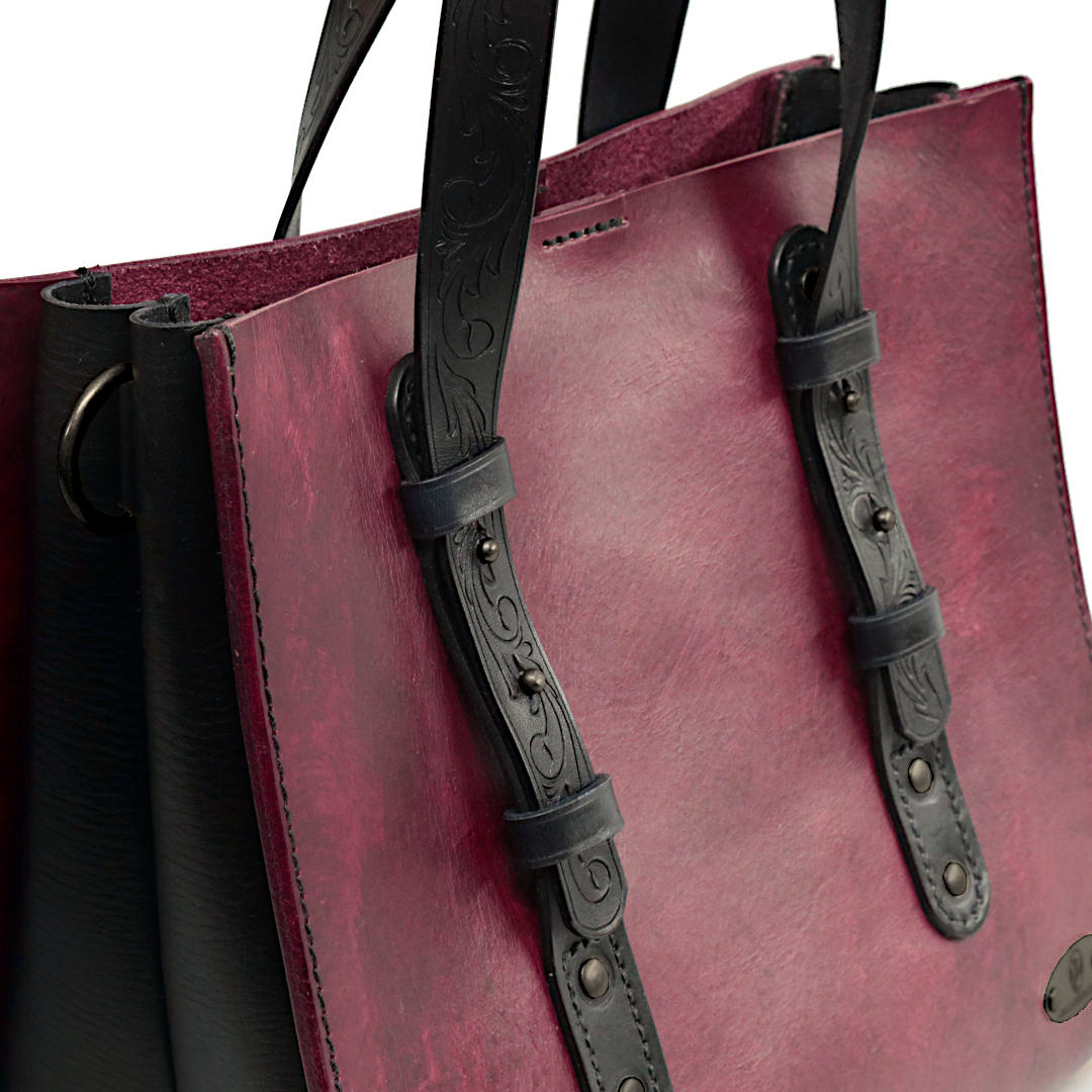 "QUADRA" - Borsa Artigianale in Cuoio conciato al Vegetale - Viola - immagine 3